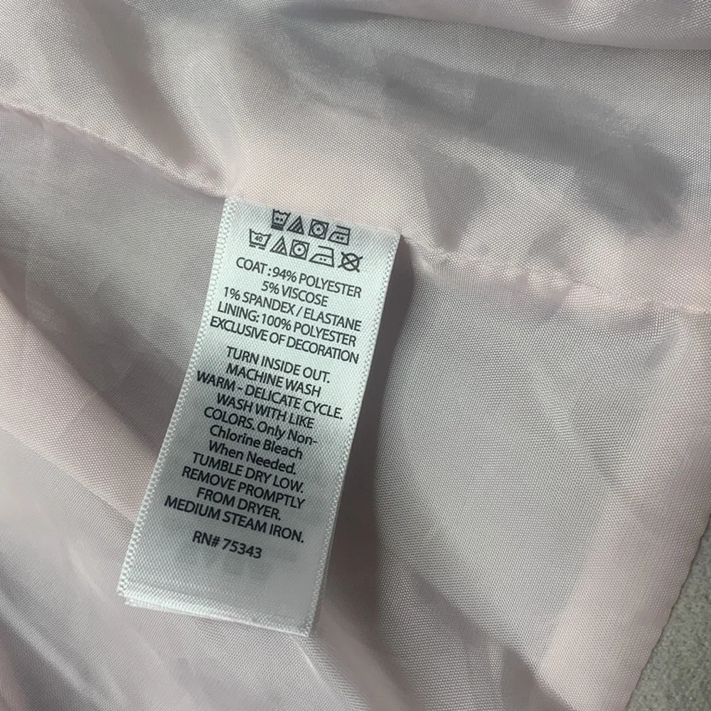 Tahari Baby Pink & Gray Full Length Pleated Coat Size 0-3 months - Picture 3 of 5